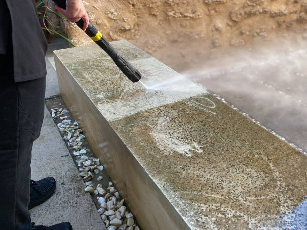 Why Choose Our Certified Pressure Washing Experts for Your Project Needs in Midland, MI?